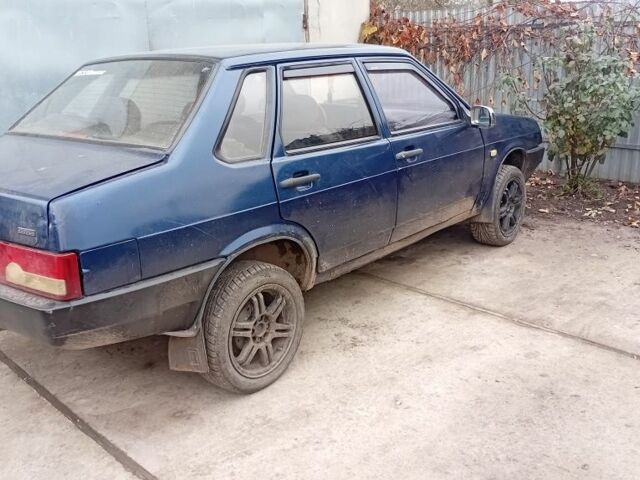 Синий ВАЗ 21099, объемом двигателя 1.5 л и пробегом 787 тыс. км за 1500 $, фото 1 на Automoto.ua