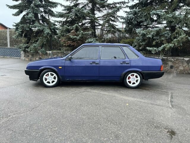 Синій ВАЗ 21099, об'ємом двигуна 1.5 л та пробігом 258 тис. км за 1400 $, фото 2 на Automoto.ua