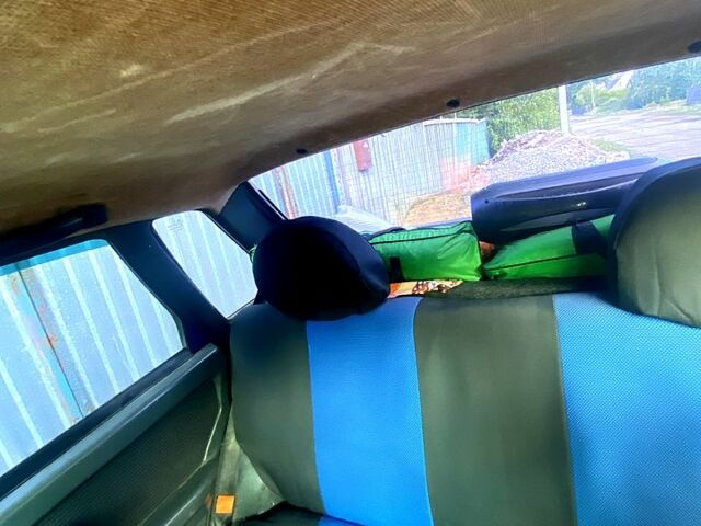 Синий ВАЗ 21099, объемом двигателя 1.5 л и пробегом 334 тыс. км за 1600 $, фото 4 на Automoto.ua