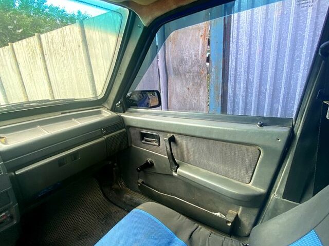 Синий ВАЗ 21099, объемом двигателя 1.5 л и пробегом 334 тыс. км за 1600 $, фото 5 на Automoto.ua