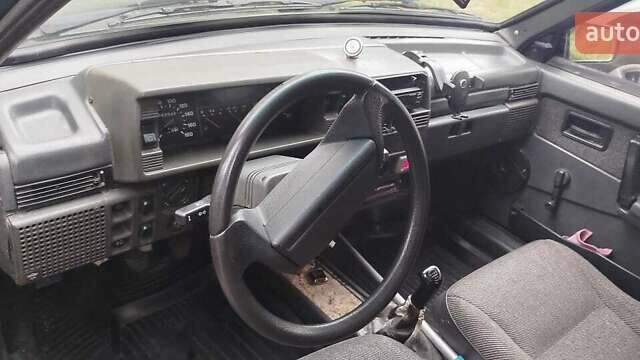 Синий ВАЗ 21099, объемом двигателя 1.6 л и пробегом 362 тыс. км за 1400 $, фото 2 на Automoto.ua