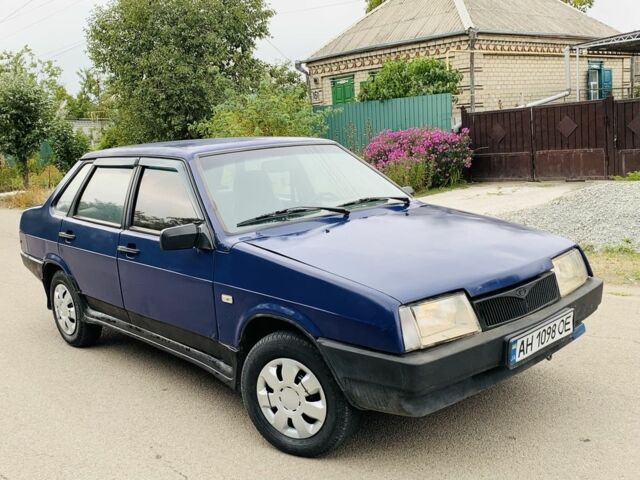 Синий ВАЗ 21099, объемом двигателя 1.5 л и пробегом 347 тыс. км за 850 $, фото 1 на Automoto.ua