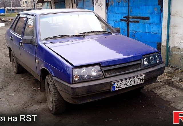 Синій ВАЗ 21099, об'ємом двигуна 1.5 л та пробігом 270 тис. км за 950 $, фото 5 на Automoto.ua