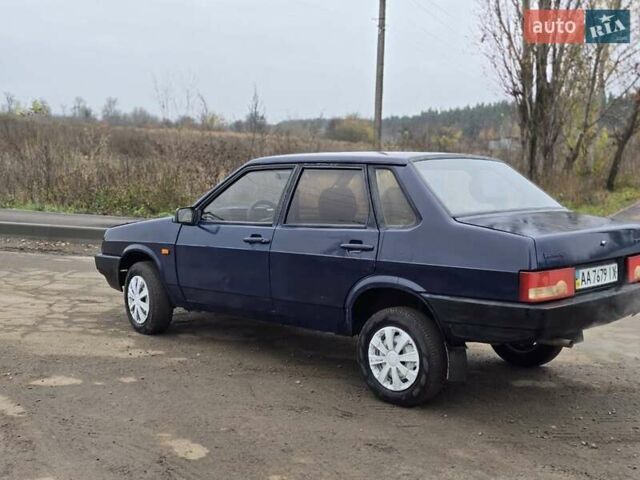 Синий ВАЗ 21099, объемом двигателя 1.5 л и пробегом 200 тыс. км за 650 $, фото 3 на Automoto.ua