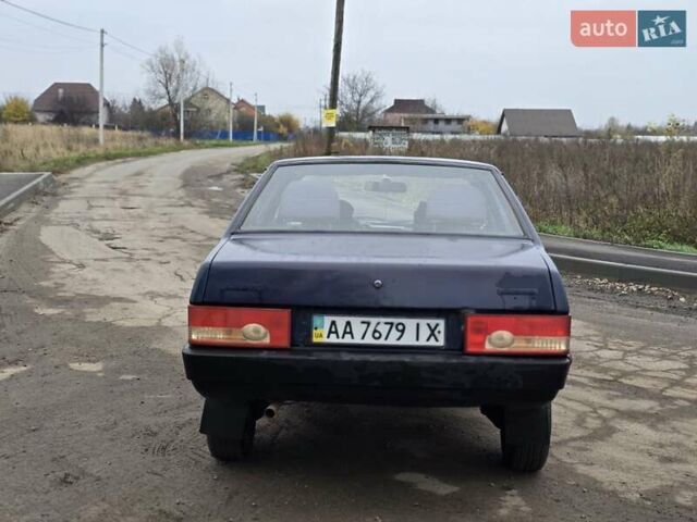 Синий ВАЗ 21099, объемом двигателя 1.5 л и пробегом 200 тыс. км за 650 $, фото 5 на Automoto.ua