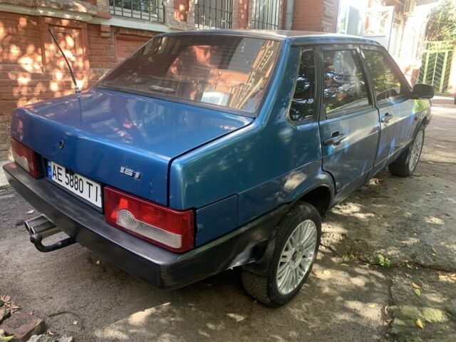 Синий ВАЗ 21099, объемом двигателя 1.5 л и пробегом 190 тыс. км за 1650 $, фото 5 на Automoto.ua