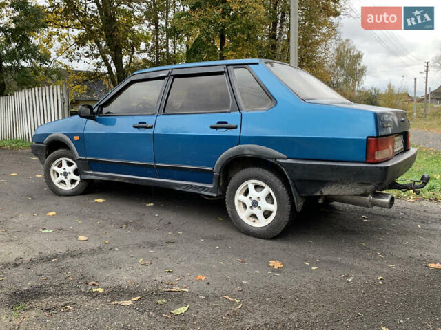 Синий ВАЗ 21099, объемом двигателя 1.5 л и пробегом 300 тыс. км за 1400 $, фото 2 на Automoto.ua