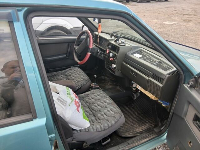 Синий ВАЗ 21099, объемом двигателя 1.5 л и пробегом 198 тыс. км за 800 $, фото 3 на Automoto.ua