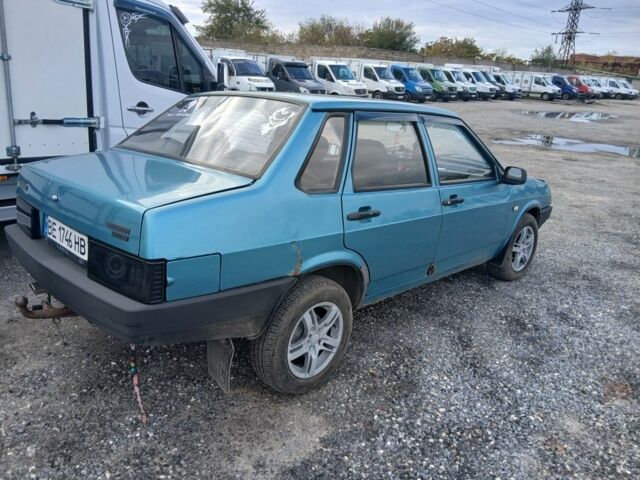 Синий ВАЗ 21099, объемом двигателя 1.5 л и пробегом 198 тыс. км за 800 $, фото 1 на Automoto.ua