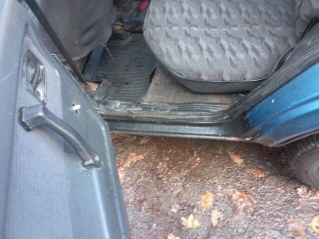 Синій ВАЗ 21099, об'ємом двигуна 1.5 л та пробігом 1000 тис. км за 979 $, фото 4 на Automoto.ua