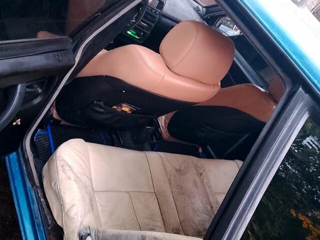 Синий ВАЗ 21099, объемом двигателя 1.5 л и пробегом 180 тыс. км за 2100 $, фото 1 на Automoto.ua