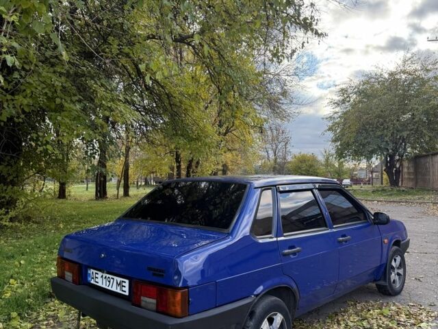 Синий ВАЗ 21099, объемом двигателя 1.5 л и пробегом 777 тыс. км за 1200 $, фото 2 на Automoto.ua