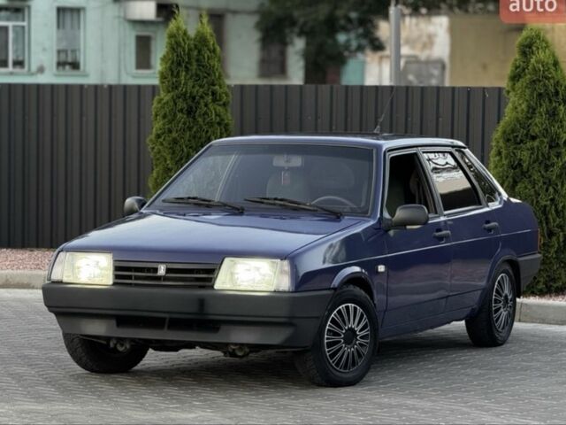 Синій ВАЗ 21099, об'ємом двигуна 1.5 л та пробігом 200 тис. км за 1200 $, фото 4 на Automoto.ua