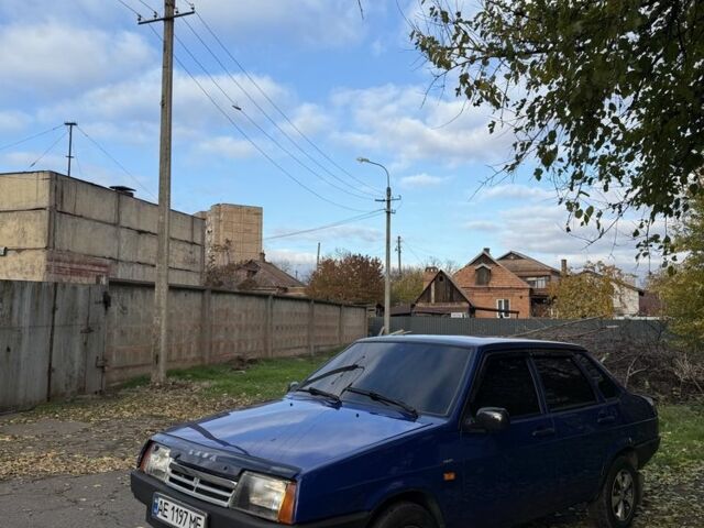 Синий ВАЗ 21099, объемом двигателя 1.5 л и пробегом 777 тыс. км за 1200 $, фото 6 на Automoto.ua