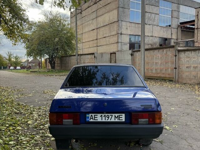 Синий ВАЗ 21099, объемом двигателя 1.5 л и пробегом 777 тыс. км за 1200 $, фото 3 на Automoto.ua
