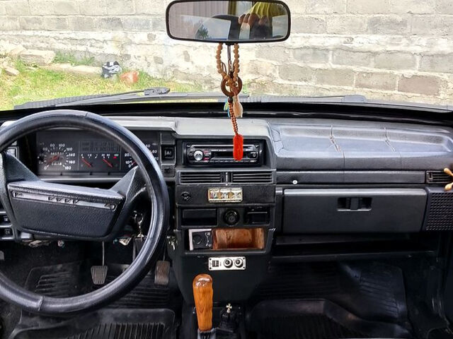 Синій ВАЗ 21099, об'ємом двигуна 1.5 л та пробігом 200 тис. км за 950 $, фото 5 на Automoto.ua