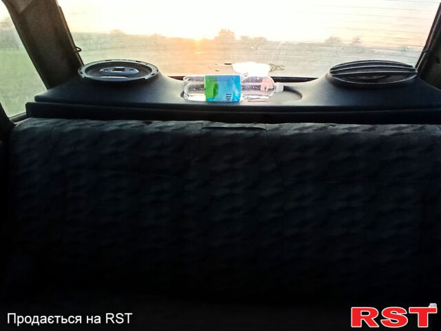 Синий ВАЗ 21099, объемом двигателя 1.5 л и пробегом 150 тыс. км за 817 $, фото 6 на Automoto.ua