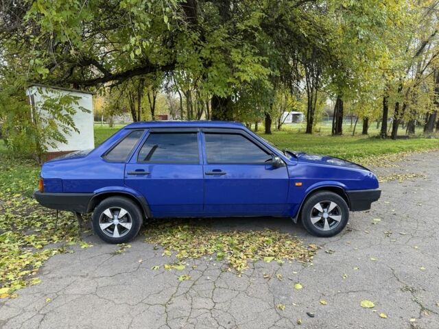 Синий ВАЗ 21099, объемом двигателя 1.5 л и пробегом 777 тыс. км за 1200 $, фото 1 на Automoto.ua