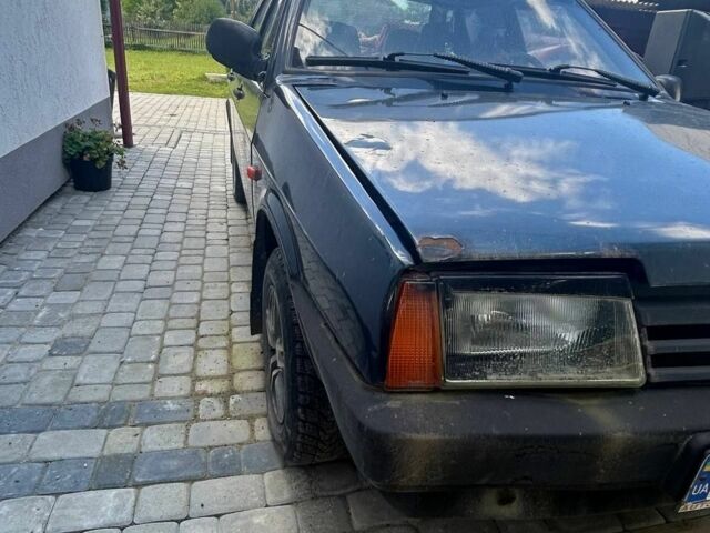 Синий ВАЗ 21099, объемом двигателя 1.5 л и пробегом 133 тыс. км за 501 $, фото 3 на Automoto.ua