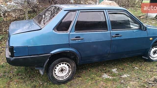 Синий ВАЗ 21099, объемом двигателя 1.5 л и пробегом 300 тыс. км за 360 $, фото 2 на Automoto.ua