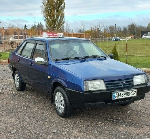 Синий ВАЗ 21099, объемом двигателя 1.5 л и пробегом 222 тыс. км за 850 $, фото 1 на Automoto.ua
