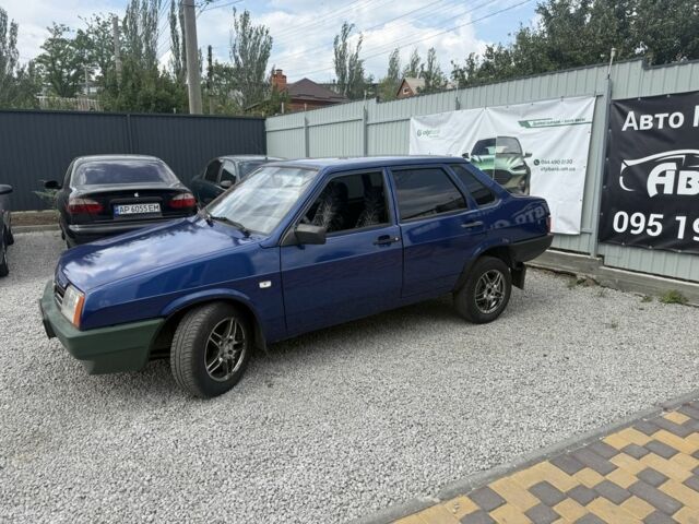 Синий ВАЗ 21099, объемом двигателя 1.5 л и пробегом 200 тыс. км за 1800 $, фото 2 на Automoto.ua