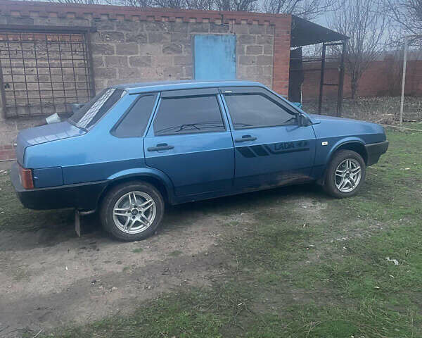 Синий ВАЗ 21099, объемом двигателя 1.5 л и пробегом 250 тыс. км за 1650 $, фото 4 на Automoto.ua
