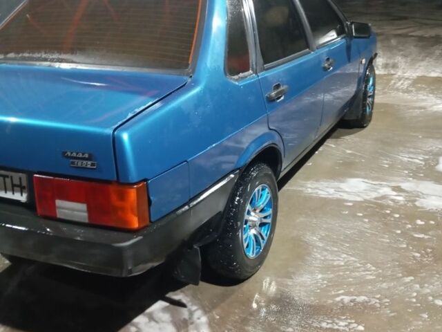 Синій ВАЗ 21099, об'ємом двигуна 1.5 л та пробігом 150 тис. км за 1500 $, фото 4 на Automoto.ua