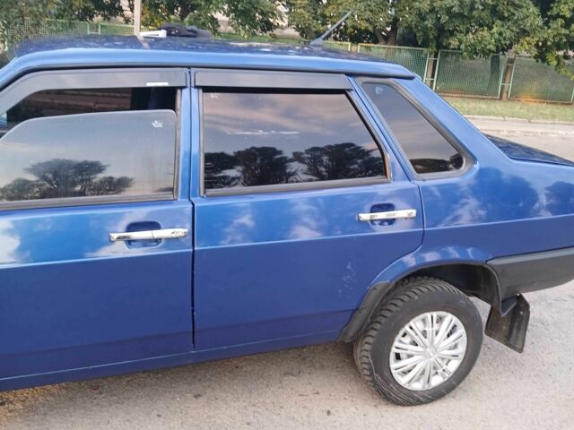 Синий ВАЗ 21099, объемом двигателя 1.5 л и пробегом 100 тыс. км за 2000 $, фото 11 на Automoto.ua