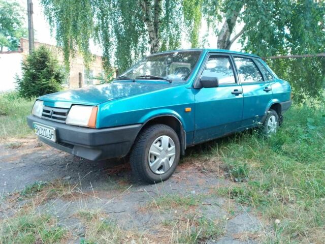 Синий ВАЗ 21099, объемом двигателя 1.5 л и пробегом 1 тыс. км за 1400 $, фото 2 на Automoto.ua