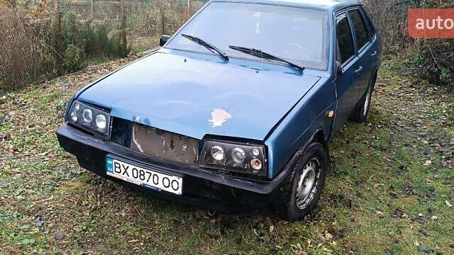 Синий ВАЗ 21099, объемом двигателя 1.5 л и пробегом 300 тыс. км за 398 $, фото 9 на Automoto.ua