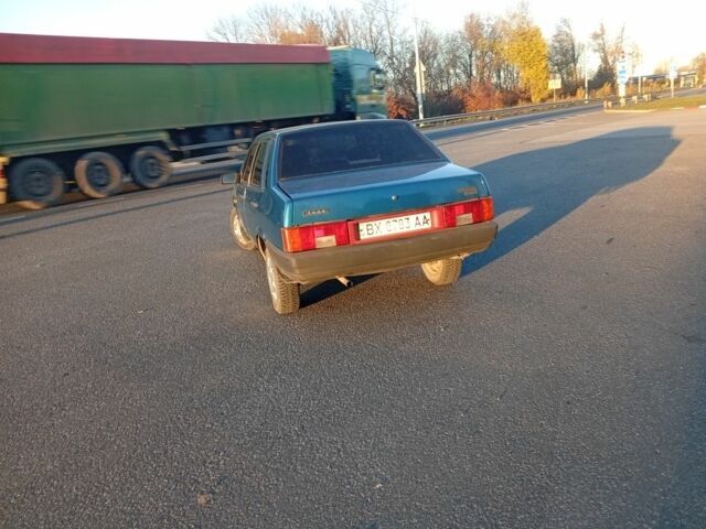 Синий ВАЗ 21099, объемом двигателя 1.5 л и пробегом 65 тыс. км за 950 $, фото 4 на Automoto.ua