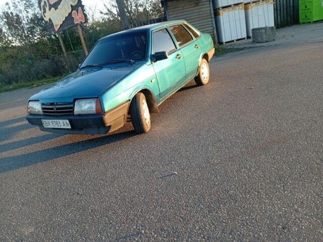 Синий ВАЗ 21099, объемом двигателя 1.5 л и пробегом 65 тыс. км за 950 $, фото 7 на Automoto.ua