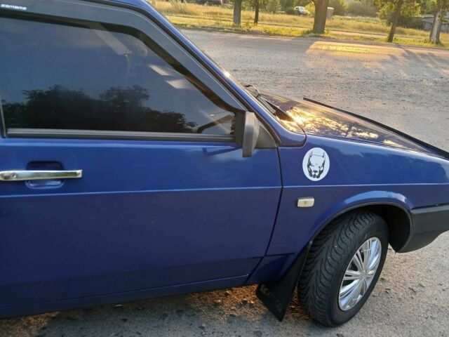 Синий ВАЗ 21099, объемом двигателя 1.5 л и пробегом 100 тыс. км за 2000 $, фото 6 на Automoto.ua