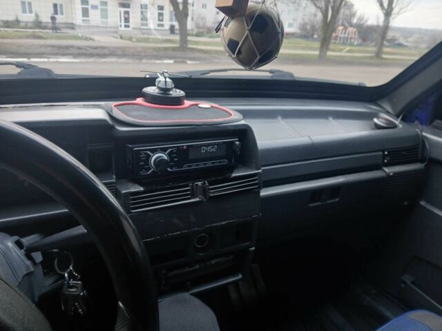 Синій ВАЗ 21099, об'ємом двигуна 1.5 л та пробігом 200 тис. км за 1600 $, фото 8 на Automoto.ua