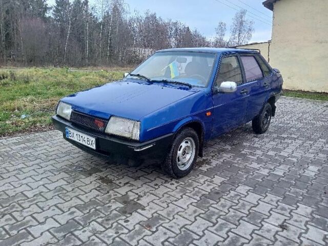 Синий ВАЗ 21099, объемом двигателя 1.5 л и пробегом 10 тыс. км за 600 $, фото 1 на Automoto.ua
