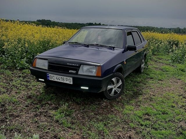 Синий ВАЗ 21099, объемом двигателя 1.5 л и пробегом 163 тыс. км за 1800 $, фото 2 на Automoto.ua