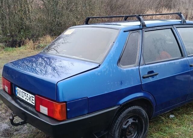 Синий ВАЗ 21099, объемом двигателя 1 л и пробегом 180 тыс. км за 1538 $, фото 2 на Automoto.ua