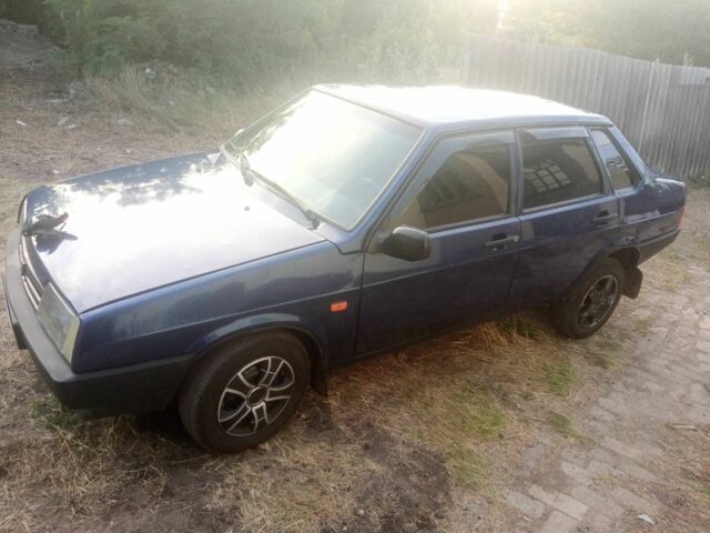 Синій ВАЗ 21099, об'ємом двигуна 1.5 л та пробігом 300 тис. км за 962 $, фото 3 на Automoto.ua