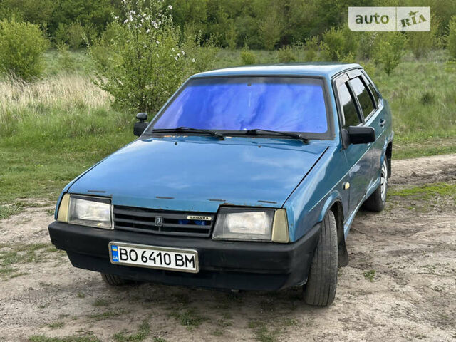 Синий ВАЗ 21099, объемом двигателя 1.5 л и пробегом 100 тыс. км за 1200 $, фото 2 на Automoto.ua