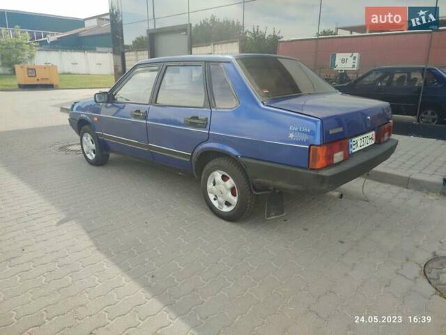 Синий ВАЗ 21099, объемом двигателя 1.5 л и пробегом 200 тыс. км за 1364 $, фото 2 на Automoto.ua