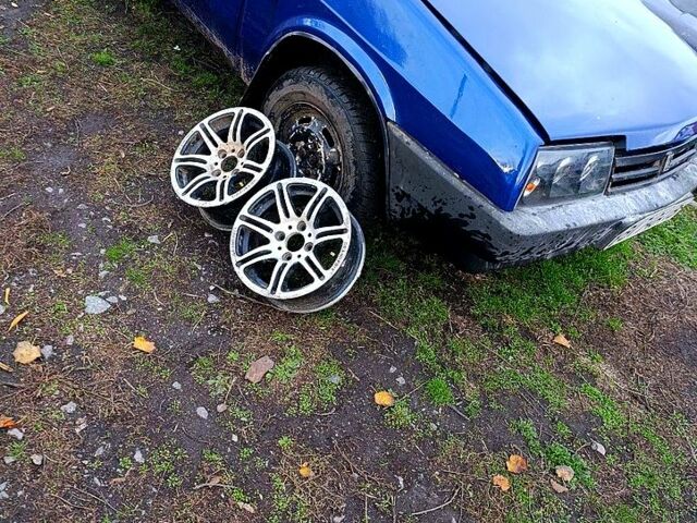 Синий ВАЗ 21099, объемом двигателя 1.5 л и пробегом 0 тыс. км за 2000 $, фото 1 на Automoto.ua