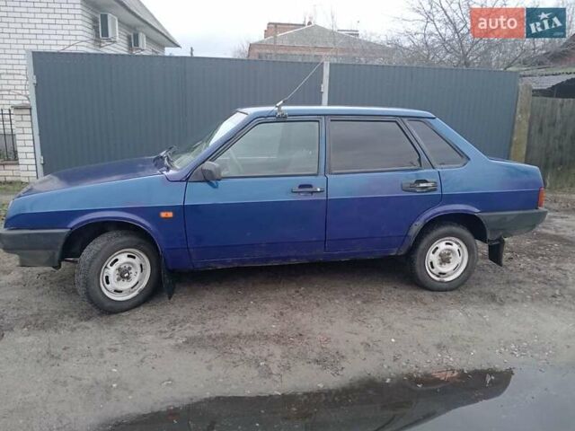 Синий ВАЗ 21099, объемом двигателя 1.5 л и пробегом 200 тыс. км за 1100 $, фото 2 на Automoto.ua