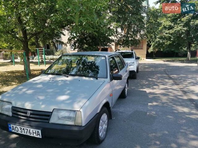 Синий ВАЗ 21099, объемом двигателя 1.5 л и пробегом 200 тыс. км за 999 $, фото 6 на Automoto.ua