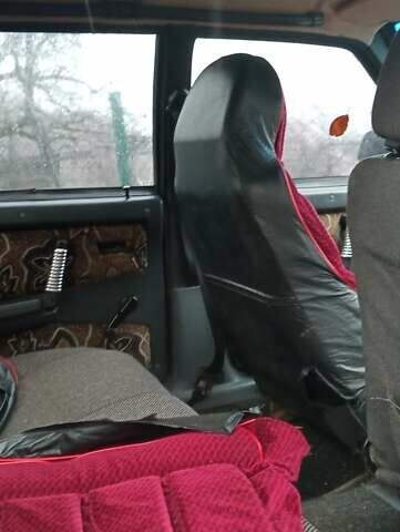 Синий ВАЗ 21099, объемом двигателя 1.5 л и пробегом 400 тыс. км за 1000 $, фото 4 на Automoto.ua