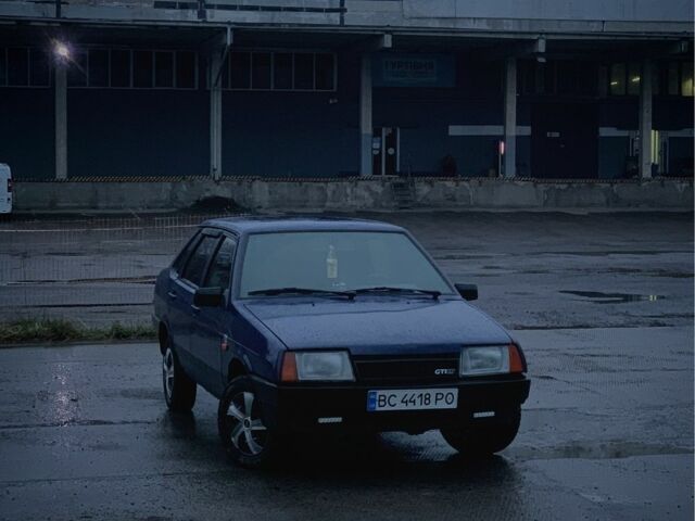 Синий ВАЗ 21099, объемом двигателя 1.5 л и пробегом 163 тыс. км за 1800 $, фото 3 на Automoto.ua