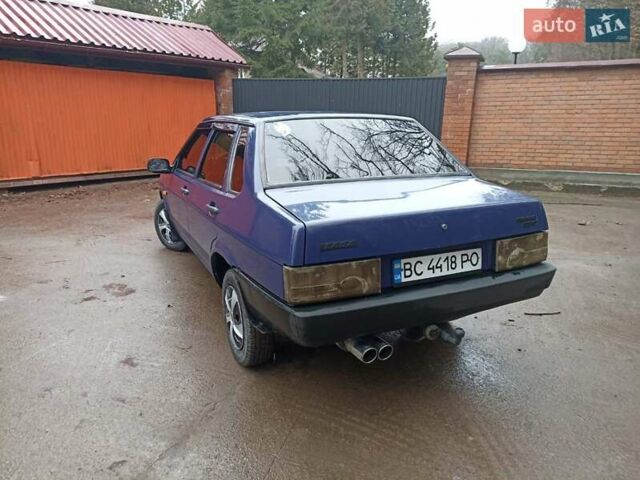 Синий ВАЗ 21099, объемом двигателя 1.5 л и пробегом 173 тыс. км за 1300 $, фото 11 на Automoto.ua