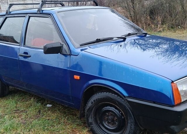 Синий ВАЗ 21099, объемом двигателя 1 л и пробегом 180 тыс. км за 1538 $, фото 1 на Automoto.ua