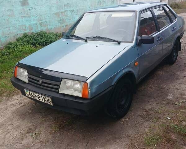 Синий ВАЗ 21099, объемом двигателя 1.5 л и пробегом 153 тыс. км за 1350 $, фото 1 на Automoto.ua
