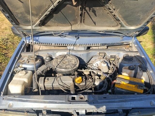 Синій ВАЗ 21099, об'ємом двигуна 1.5 л та пробігом 220 тис. км за 760 $, фото 4 на Automoto.ua